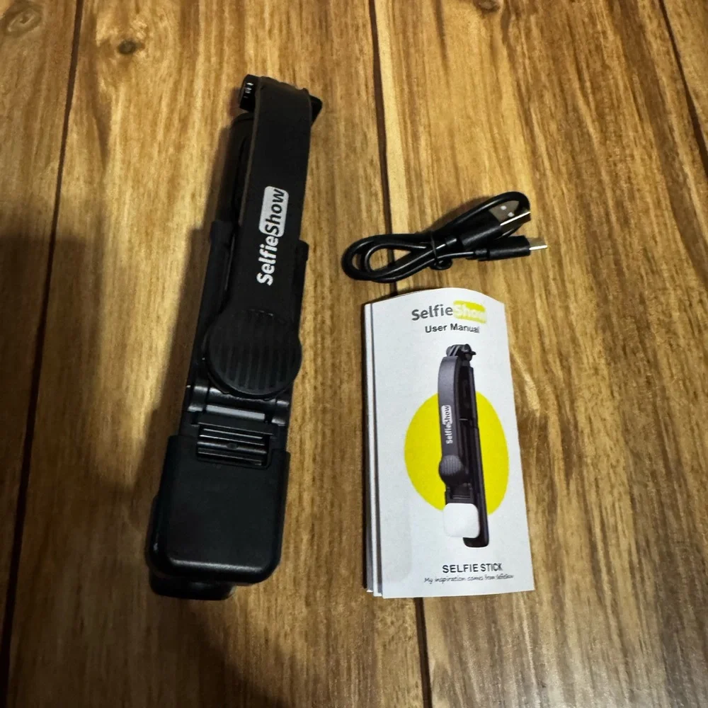 Black and White Adjustable Tripod for Cameras